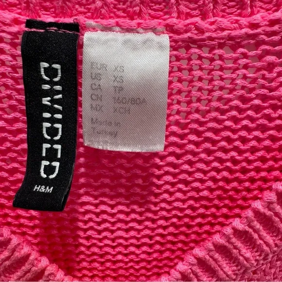 H & M Divided Hot Pink V-Neck Knit Top - Picture 6 of 11